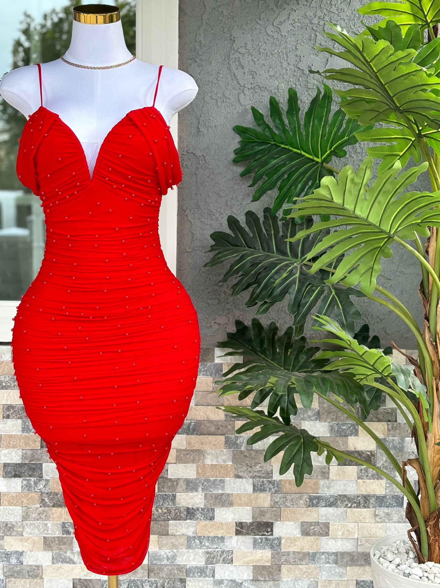 Perla Off Shoulder Dress - Red