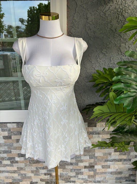 Coquette Flowy Dress - White