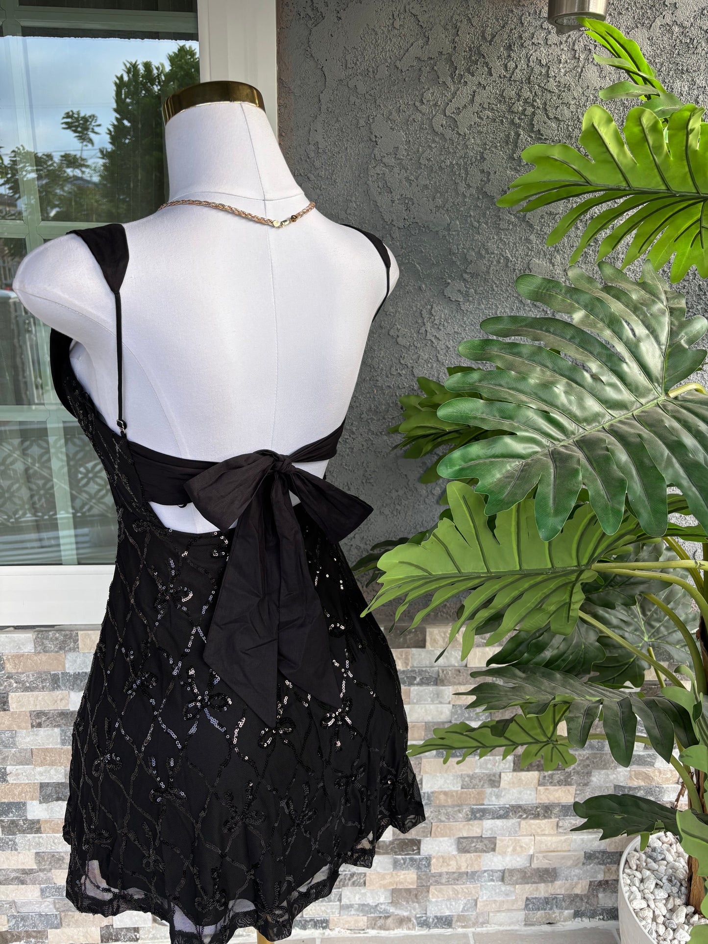 Coquette Flowy Dress - Black